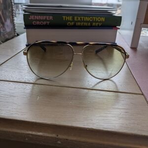 Gucci Gold Aviator Sunglasses
